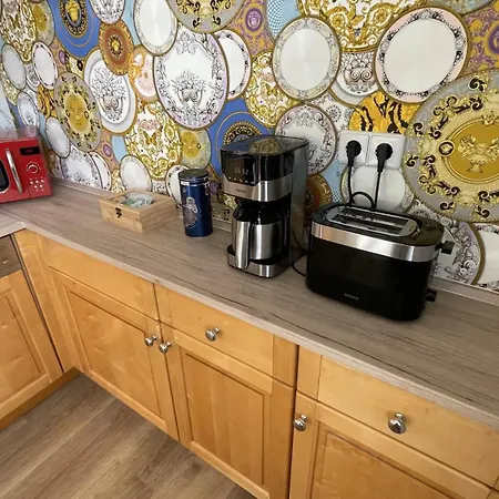 An Der Weinrebe In Mit Garten, 2 Baeder, 2 Schlafzimmer & Kueche - Gratis Parkplaetze Bad Hersfeld