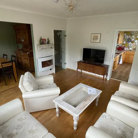 An Der Weinrebe In Mit Garten, 2 Baeder, 2 Schlafzimmer & Kueche - Gratis Parkplaetze Semesterbostad Bad Hersfeld